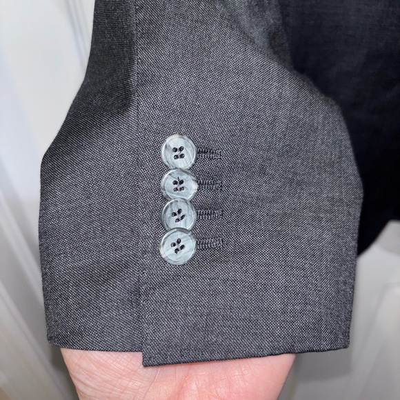 SUITSUPPLY Lazio Single Breasted BLAZER SZ
44 R - Picture 4 of 16